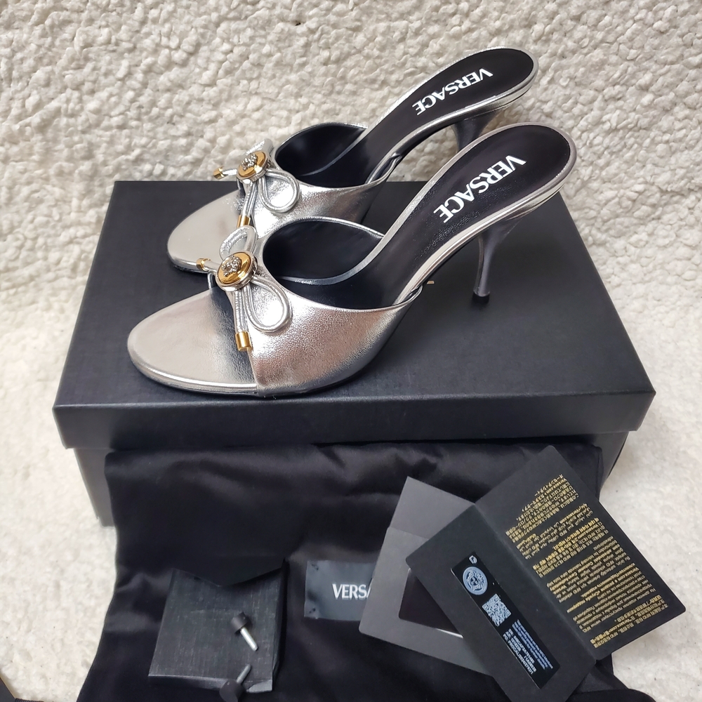 Versace
85MM Leather Mule Heels - Picture 2 of 13
